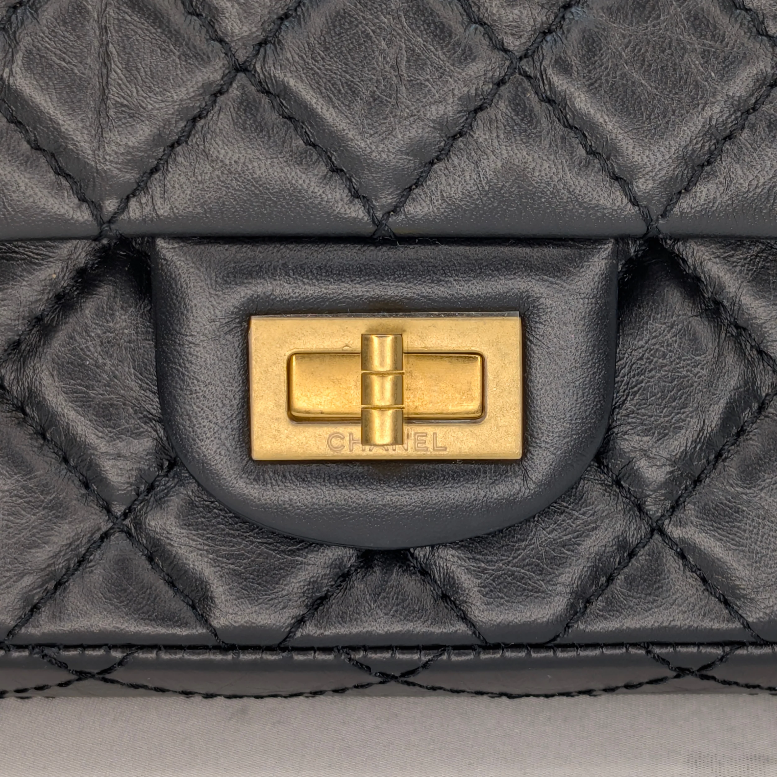 Chanel Black Distressed Calfskin 2.55 Reissue 225 Bag Black - Image 15