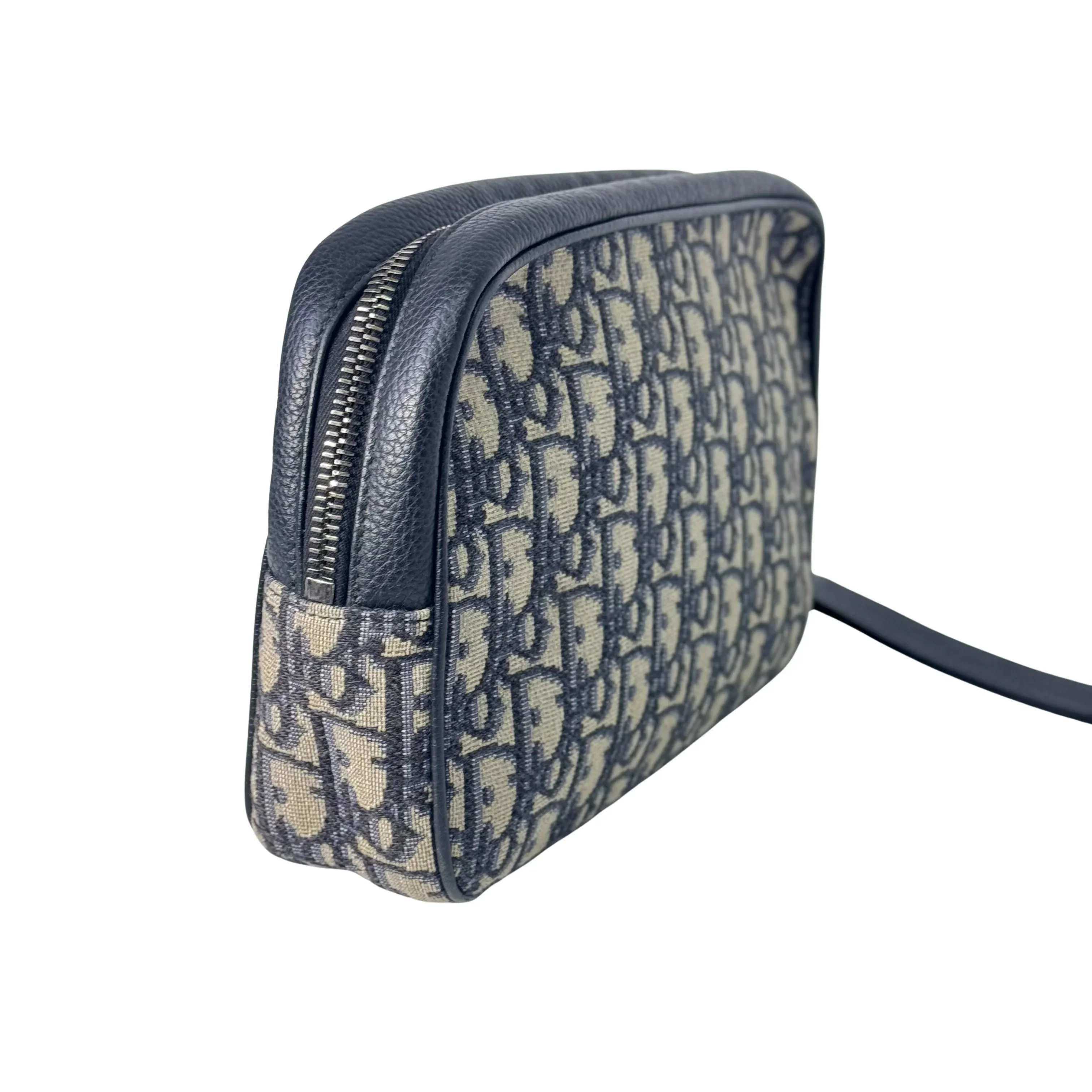 Dior Unisex Oblique Wristlet toiletry clutch Bag - Image 4