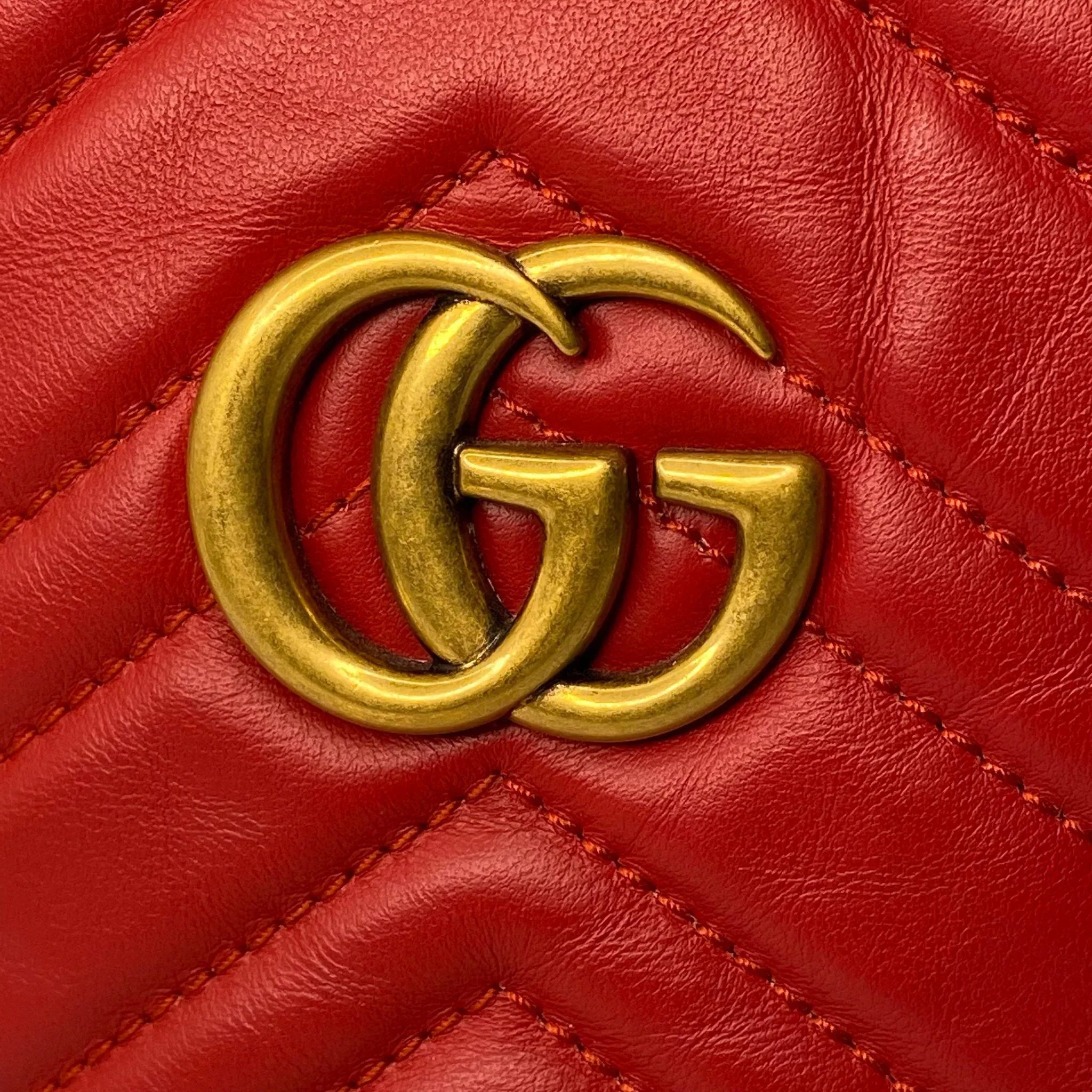 Gucci Calfskin Matelassé Mini GG Marmont Bucket Bag – Hibiscus Red - Image 8