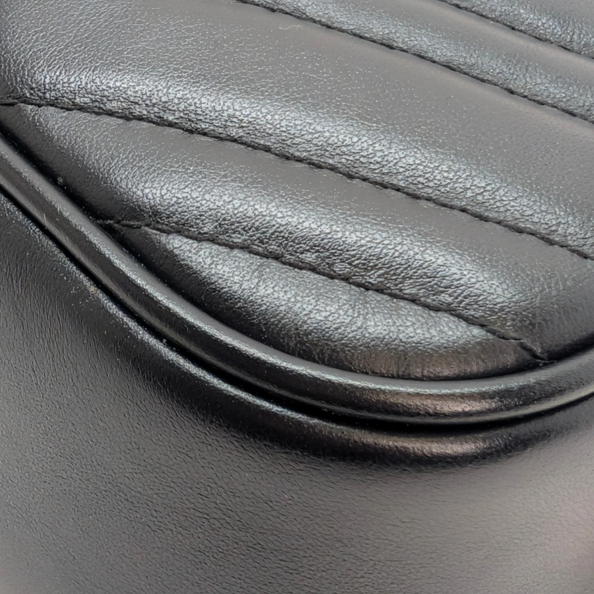 Gucci GG Marmont Small Shoulder Bag Black - Image 6