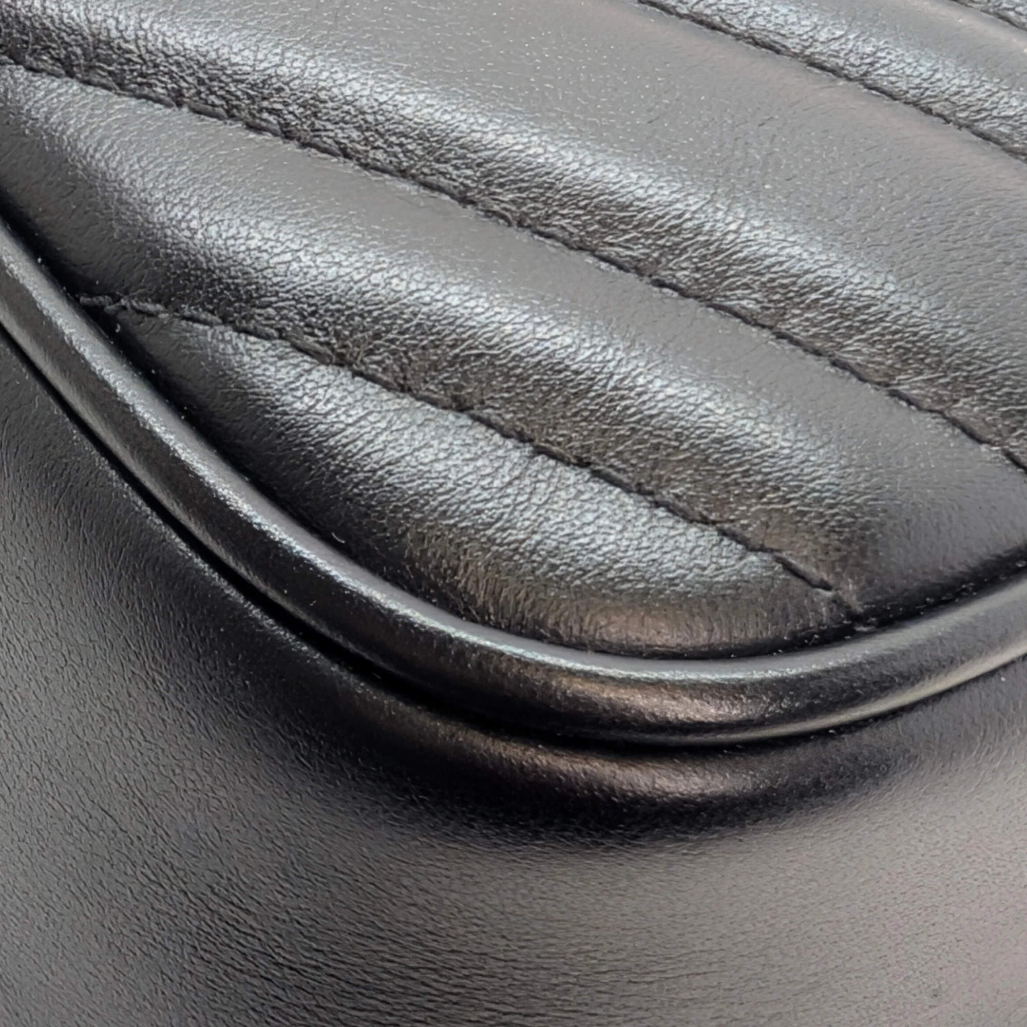 Gucci GG Marmont Small Shoulder Bag Black - Image 7