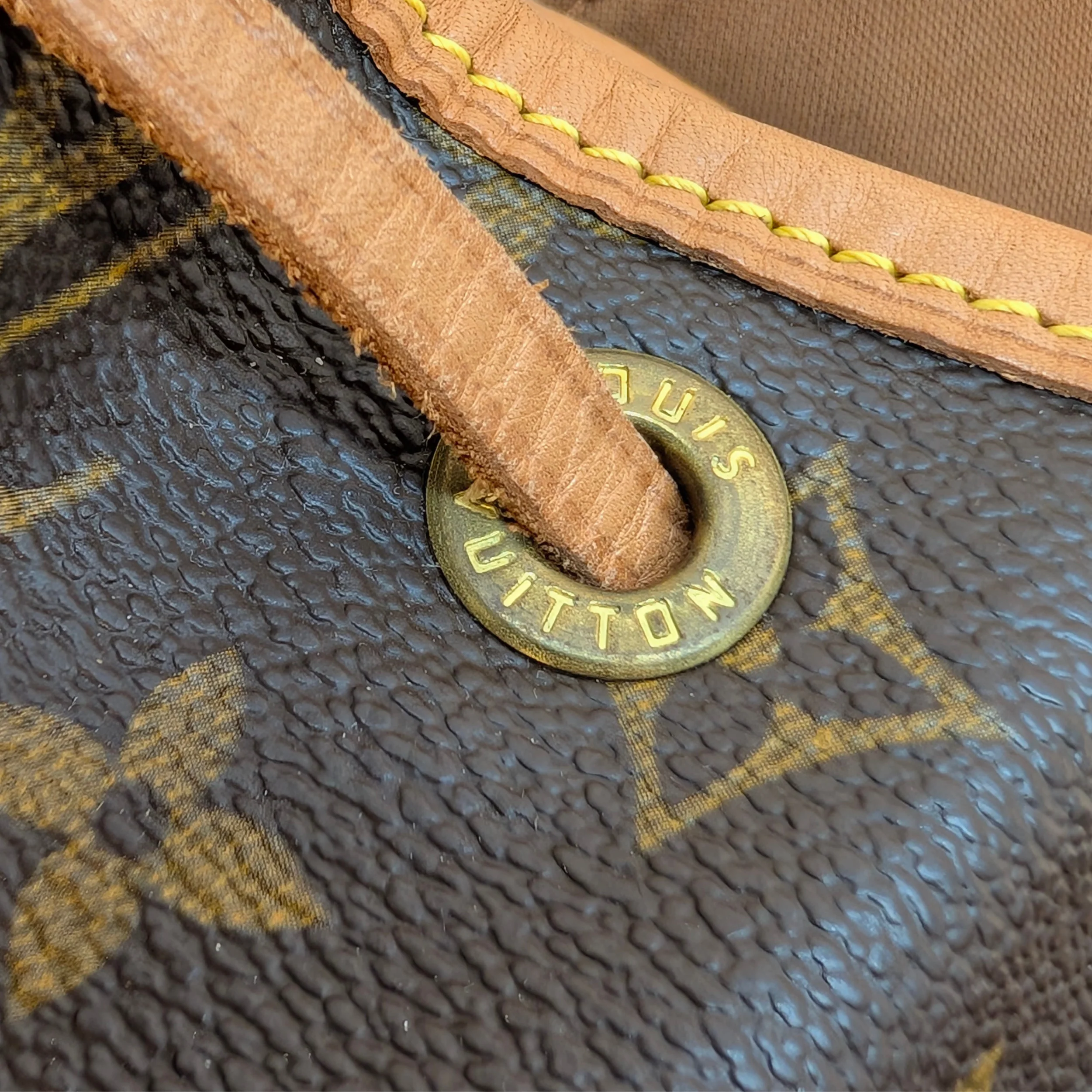 Louis Vuitton Monogram Montsouris MM Backpack - Image 9
