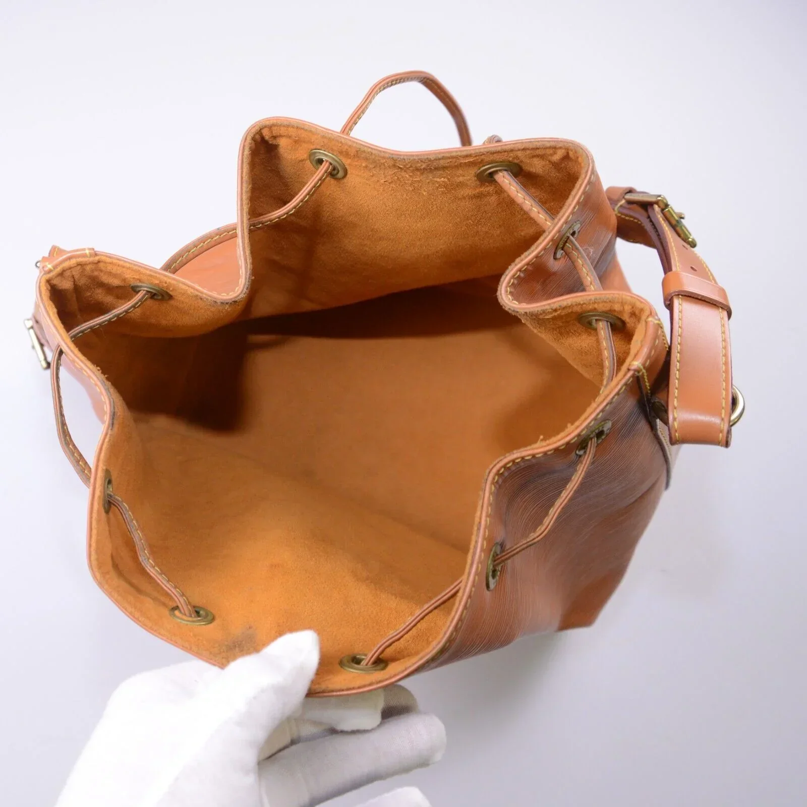 Louis Vuitton Epi Noe Bucket Petit Mini Bag Brown - Image 14