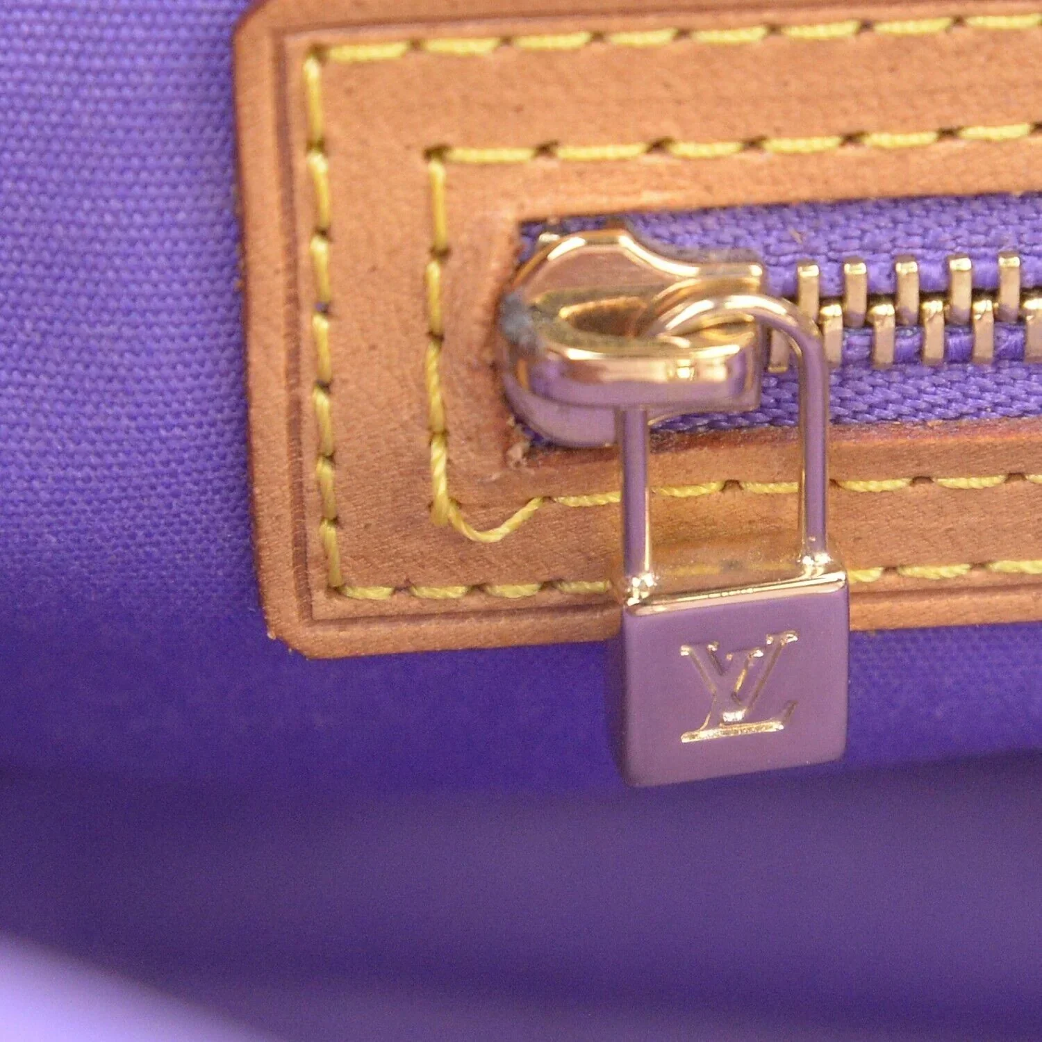 Louis Vuitton Monogram Vernis Reade PM Bag Violet - Image 9