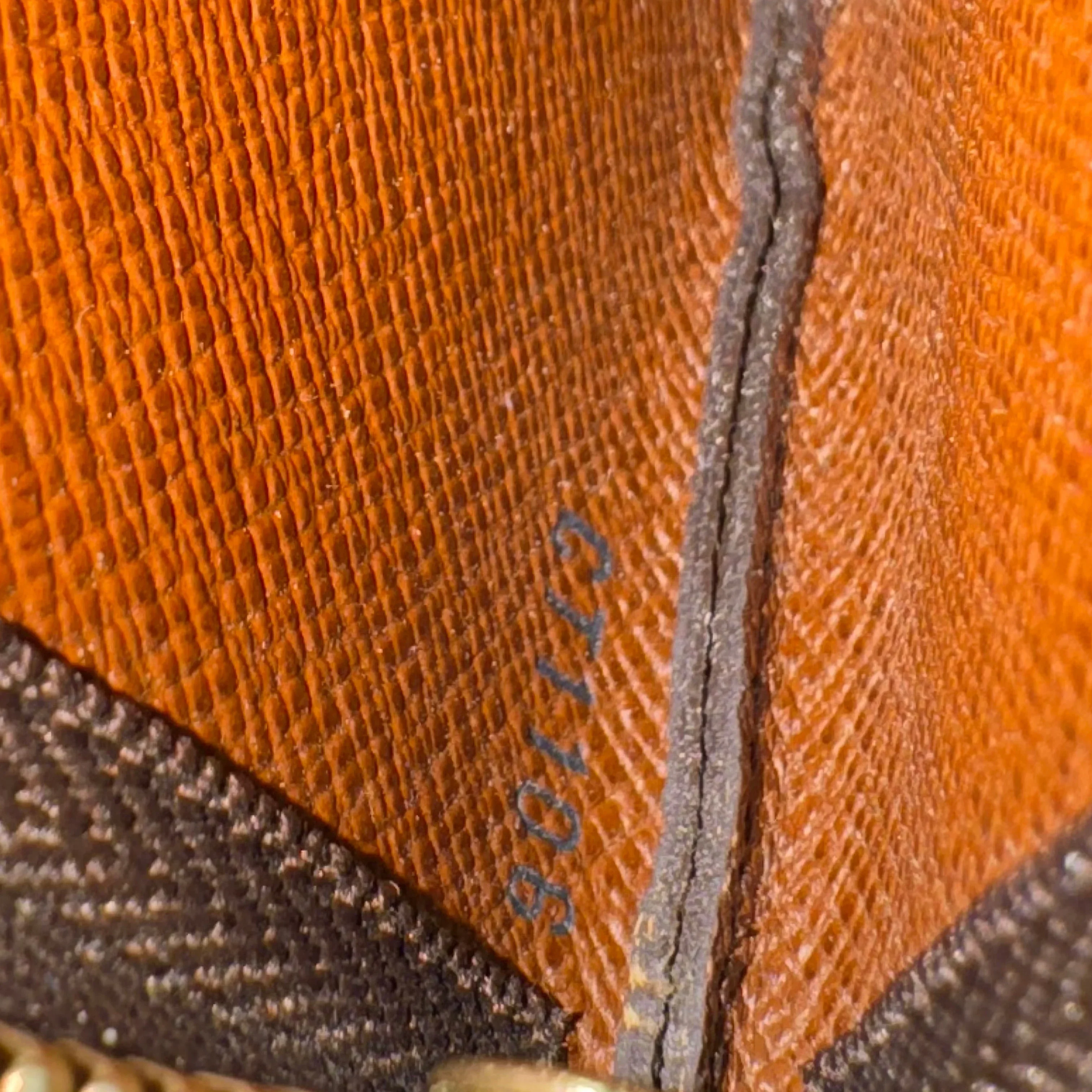 Louis Vuitton Monogram Zippy Pouch Wallet - Image 9