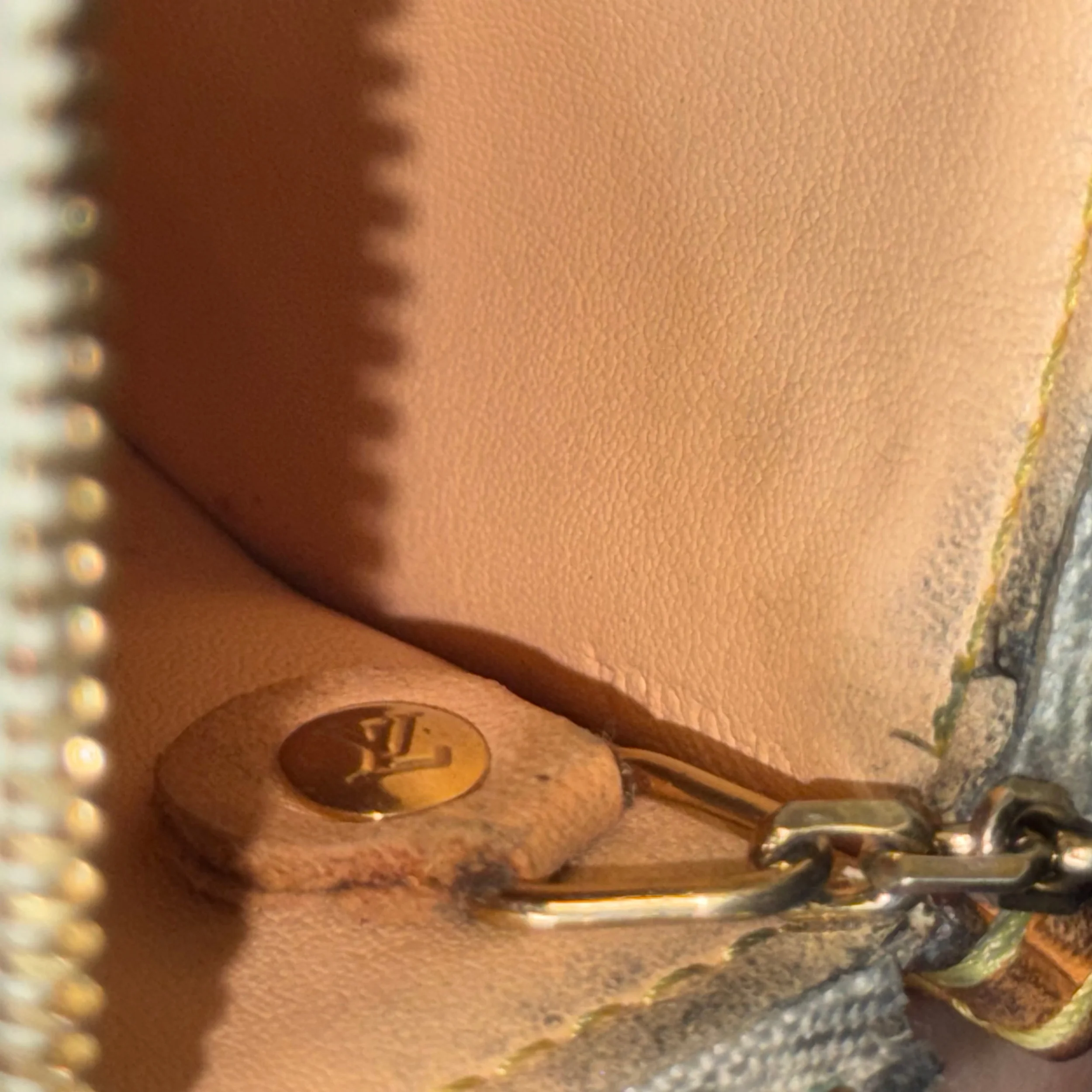 Louis Vuitton Monogram Multicolor Key Pouch wallet - Image 13