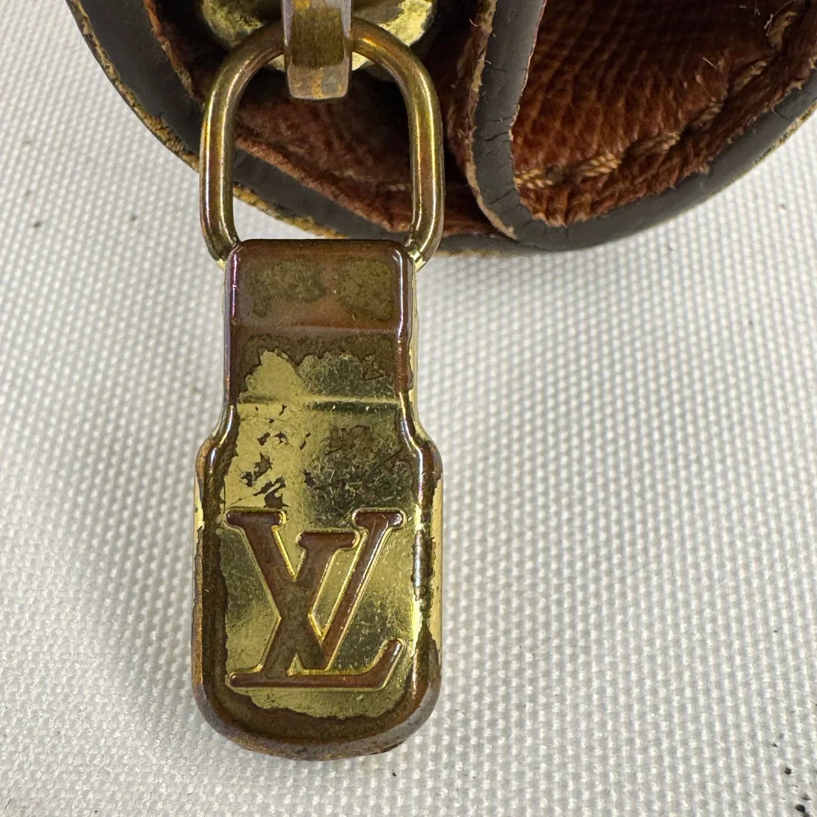 Louis Vuitton Monogram Compact Wallet - Image 9