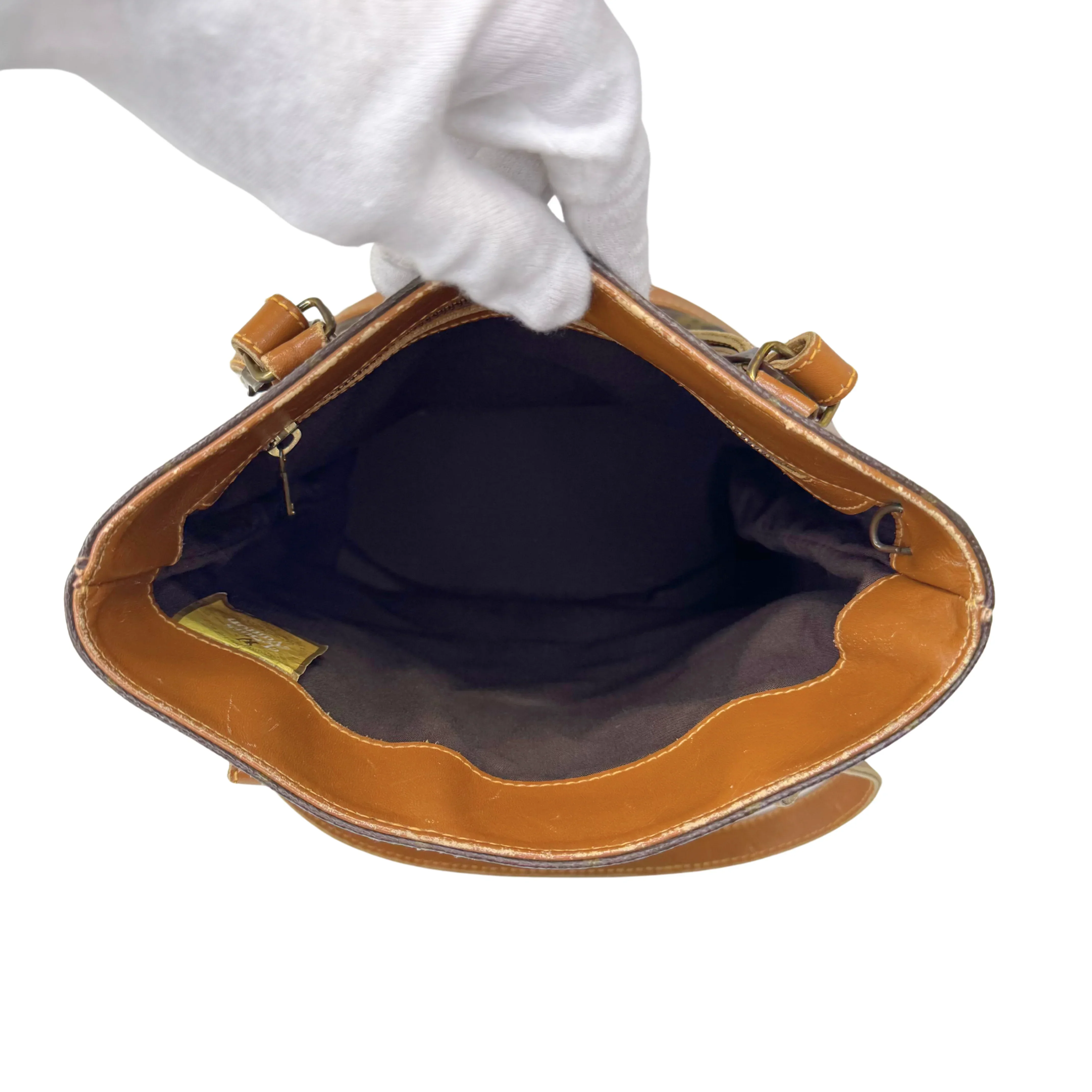 Louis Vuitton French Monogram Company Petit Marais Bucket Bag - Image 6