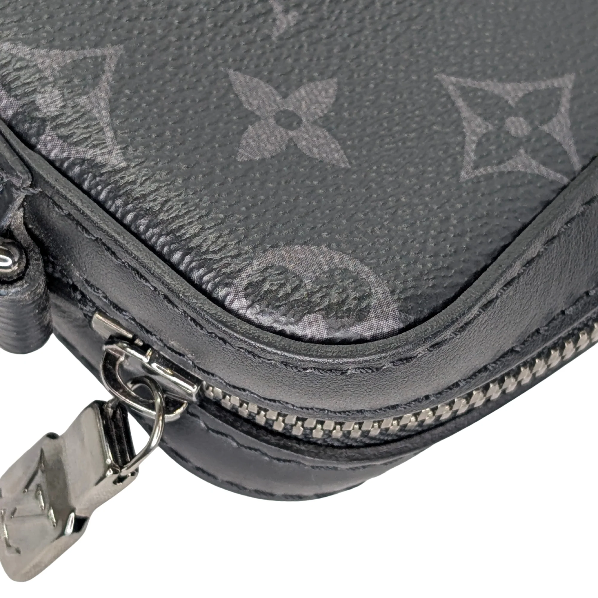 Louis Vuitton Trio Messenger Monogram Bag Black - Image 16